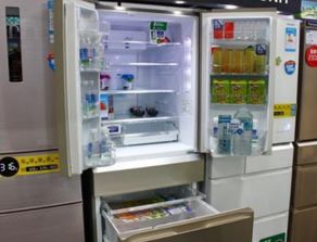 海爾牽頭全球 燈塔工廠 企業(yè)代表積極響應,共同舉辦了 燈塔之光高峰論壇